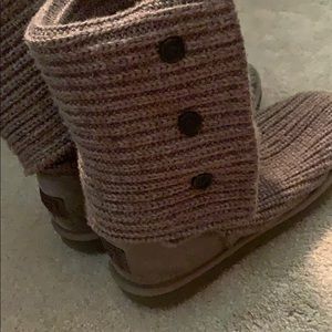 Gray uggs